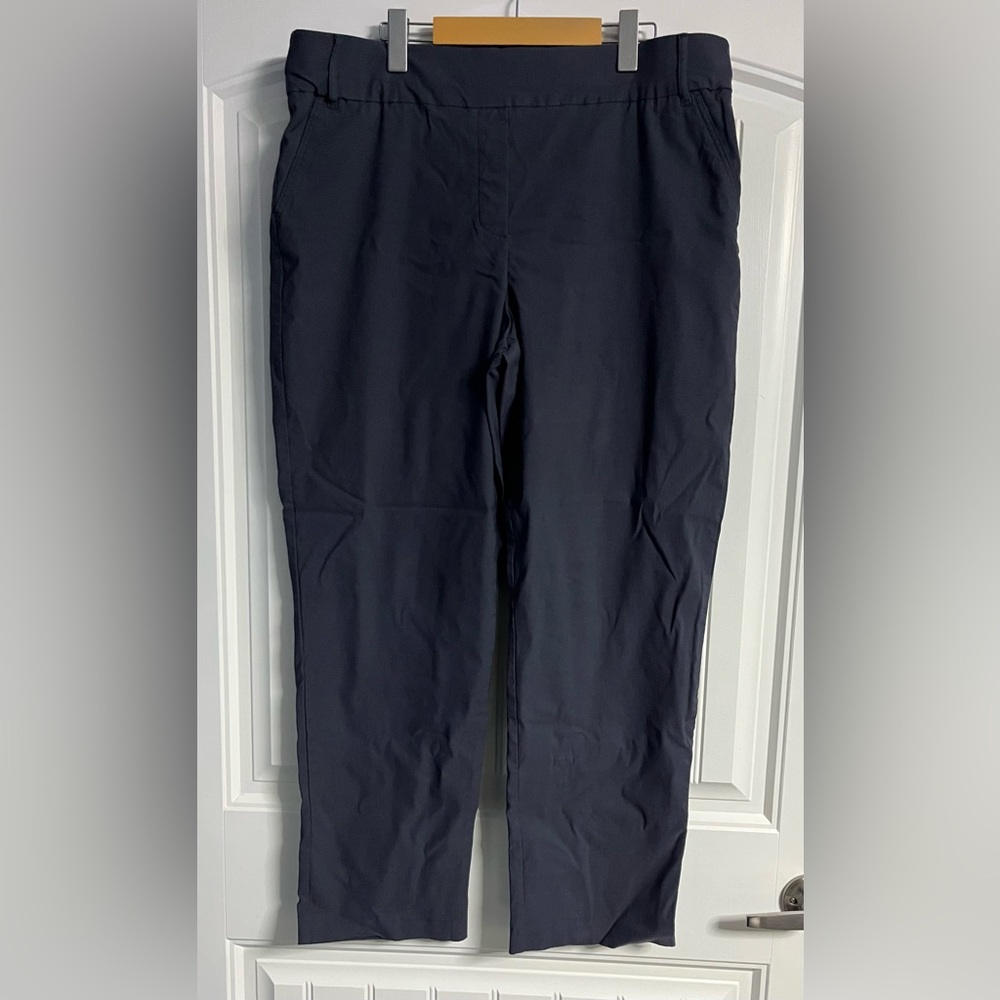 Penningtons‎ Navy Blue dress pants woman's size 20